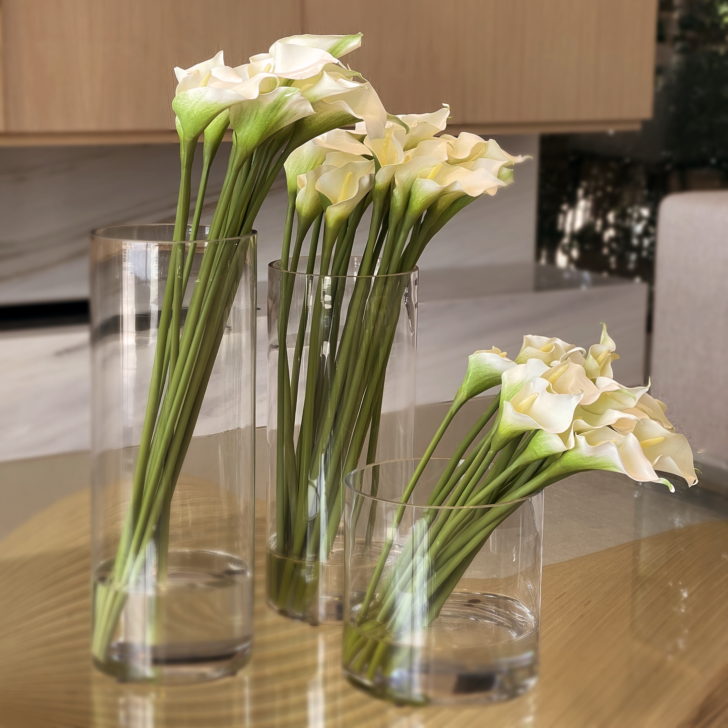 White Callas Cylinder